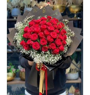 41 Kırmızı Güllü Buket