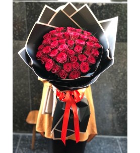 41 Kırmızı Güllü Buket
